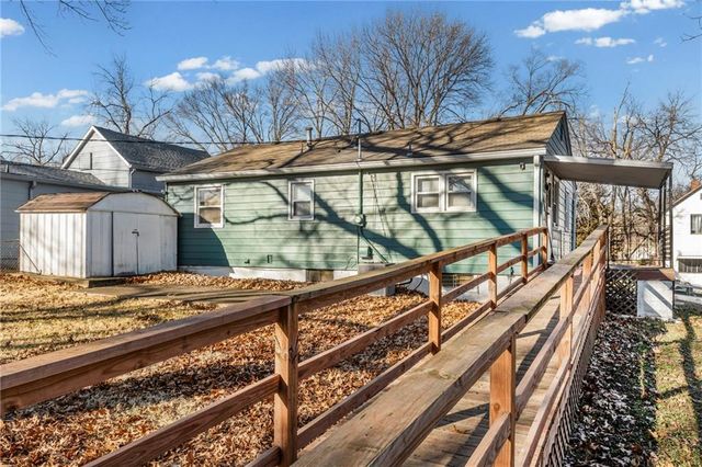 923 Kickapoo Street, Leavenworth, KS 66048