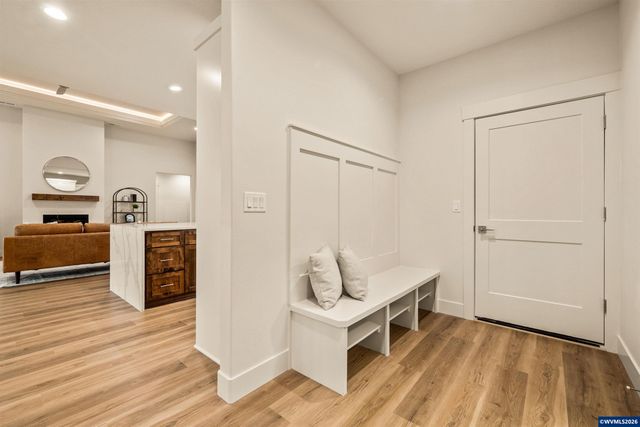 317 NE Clay St, Sublimity, OR 97385