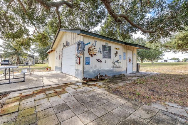 1645 COUNTY ROAD 630 W, Frostproof, FL 33843