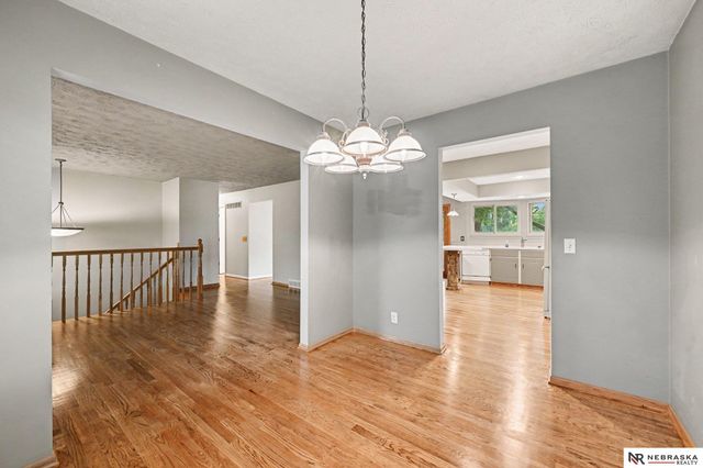 6708 S 139 Avenue Circle, Omaha, NE 68137