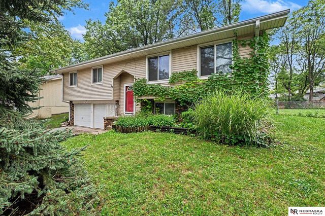 6708 S 139 Avenue Circle, Omaha, NE 68137