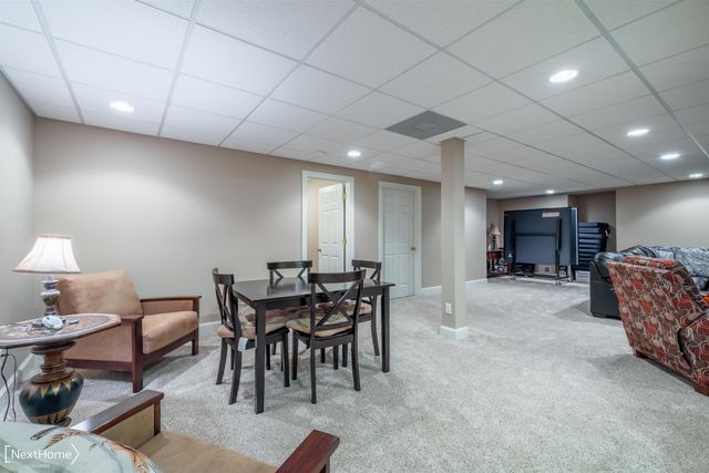 9185 N Island Drive, Flushing Twp, MI 48433