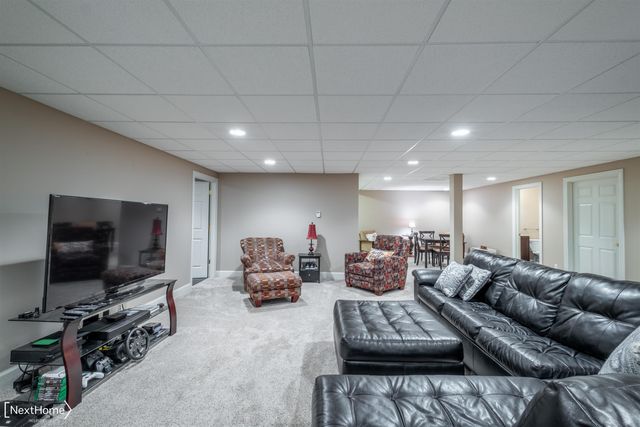 9185 N Island Drive, Flushing Twp, MI 48433