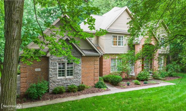 9185 N Island Drive, Flushing Twp, MI 48433