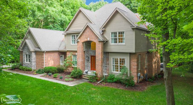9185 N Island Drive, Flushing Twp, MI 48433