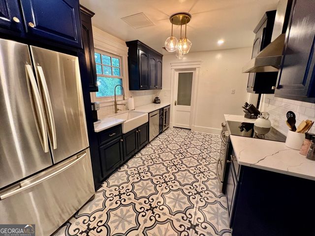 1067 Washington Avenue, Macon, GA 31201
