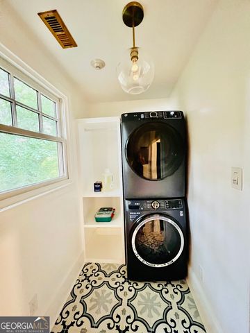 1067 Washington Avenue, Macon, GA 31201