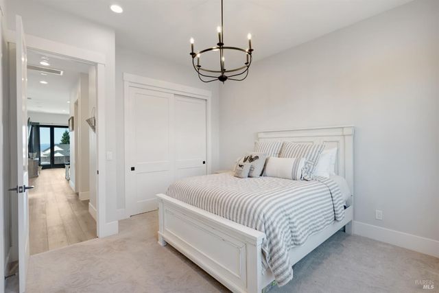 3724 Stanhope Ct, Santa Rosa, CA 95404