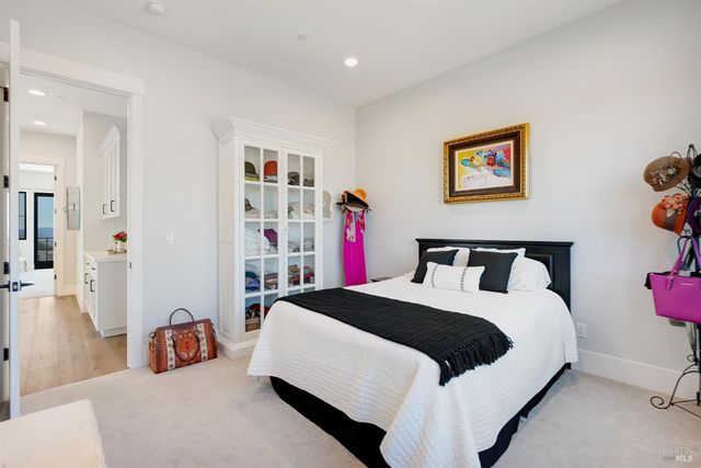 3724 Stanhope Ct, Santa Rosa, CA 95404