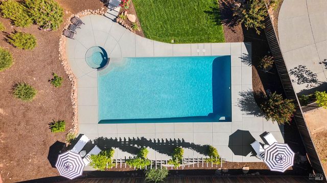 3724 Stanhope Ct, Santa Rosa, CA 95404