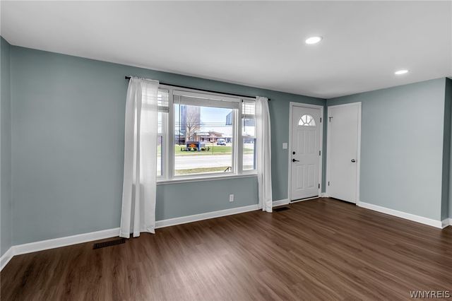 3006 Eggert Road, Tonawanda, NY 14150