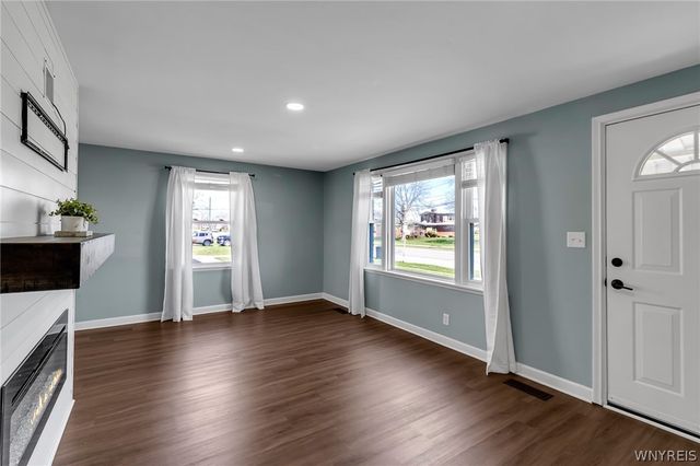 3006 Eggert Road, Tonawanda, NY 14150