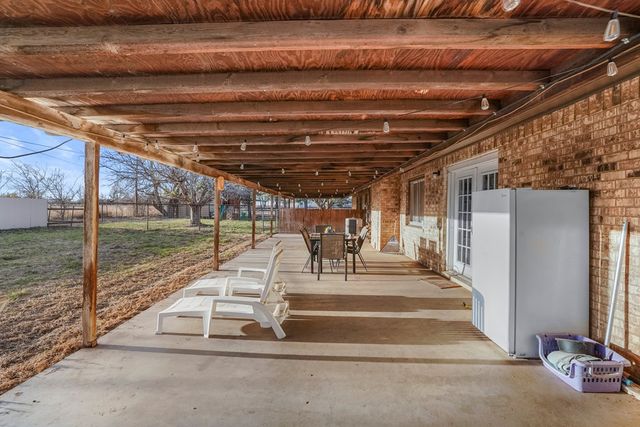 207 Providence Rd, Big Spring, TX 79720