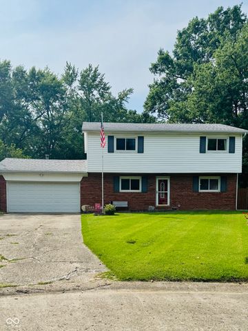 8422 Kankakee Court, Indianapolis, IN 46217