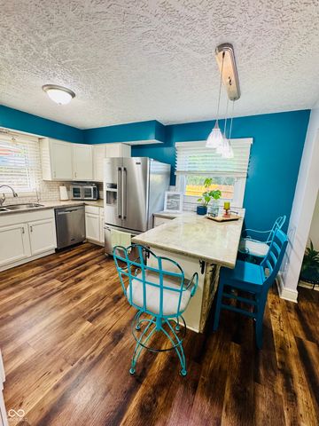 8422 Kankakee Court, Indianapolis, IN 46217