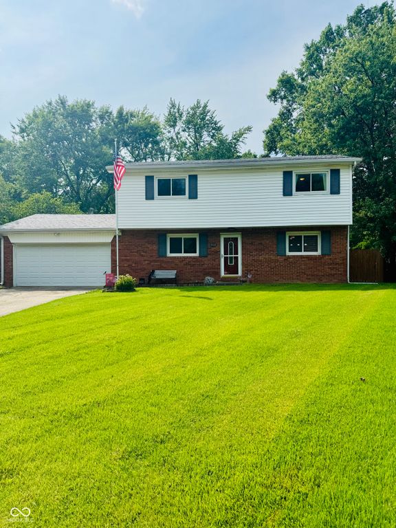 8422 Kankakee Court, Indianapolis, IN 46217