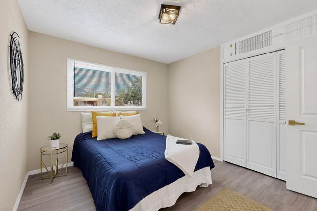 2805 Christine Street NE, Albuquerque, NM 87112