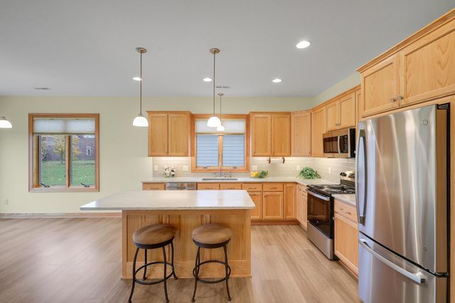 1286 Jefferson Court, Shakopee, MN 55379