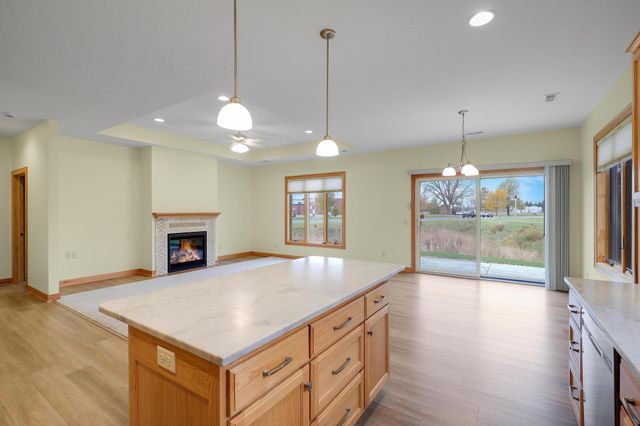 1286 Jefferson Court, Shakopee, MN 55379