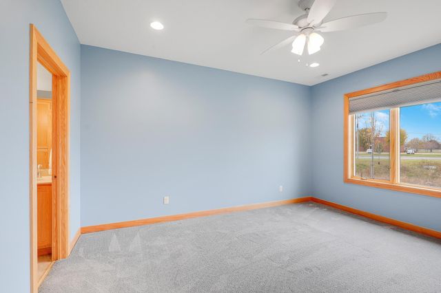 1286 Jefferson Court, Shakopee, MN 55379