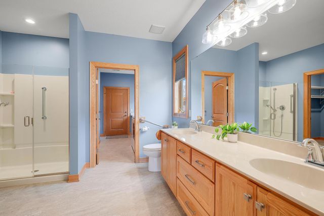 1286 Jefferson Court, Shakopee, MN 55379