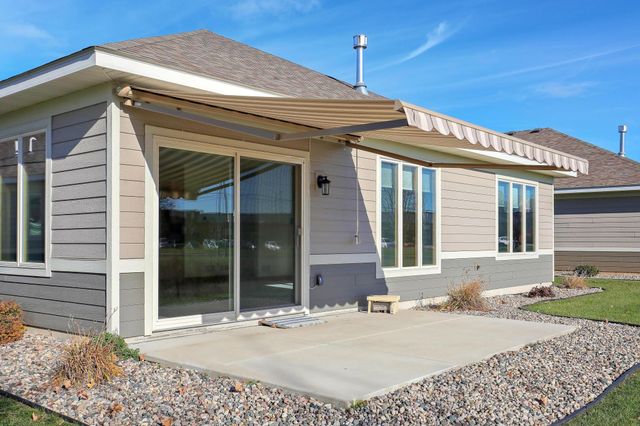 1286 Jefferson Court, Shakopee, MN 55379