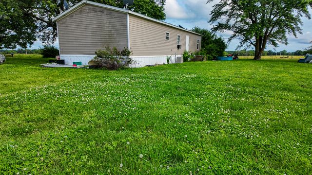 18080 County Road 361, Preston, MO 65732