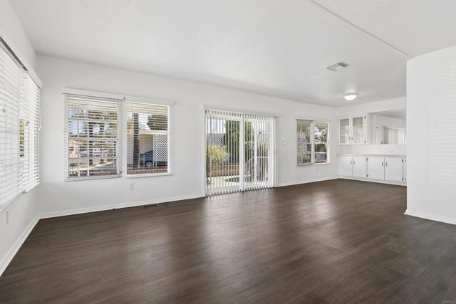 401 San Mateo Circle, Hemet, CA 92543