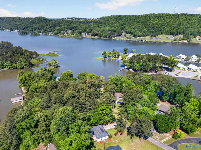 2547 Pinedale Drive, Southside, AL 35907