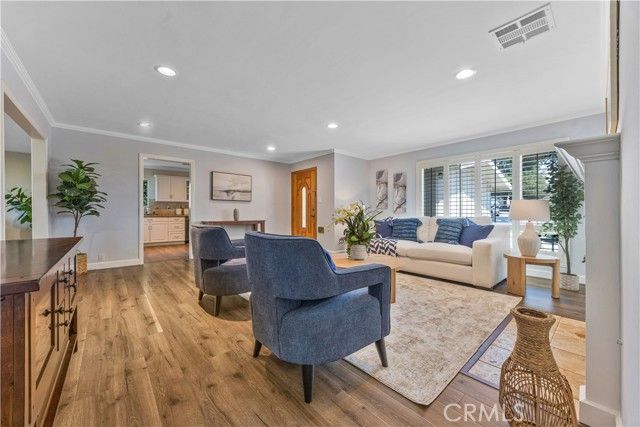 1425 Hastings Ranch Drive, Pasadena, CA 91107