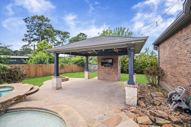24611 Waterstone Estates Circle S, Tomball, TX 77375