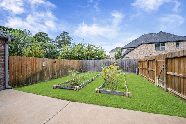 24611 Waterstone Estates Circle S, Tomball, TX 77375