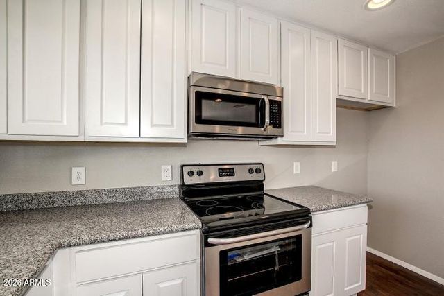 417 E GREENWAY Drive, Tempe, AZ 85282