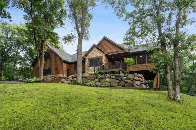 1303 Birch Park Road, Saint Joseph Twp, WI 54082