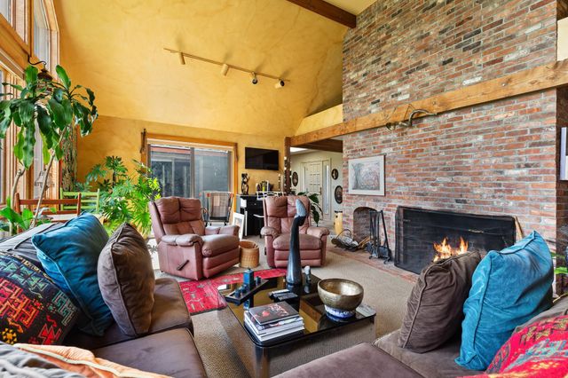 534 Cream Hill Road, Mendon, VT 05701