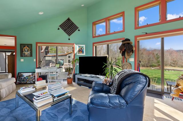 534 Cream Hill Road, Mendon, VT 05701