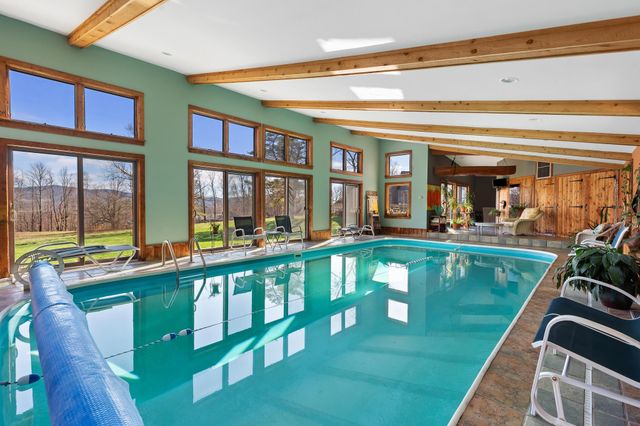 534 Cream Hill Road, Mendon, VT 05701