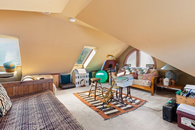 534 Cream Hill Road, Mendon, VT 05701