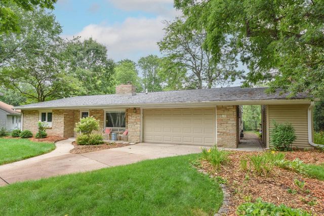 2417 N 117th STREET, Wauwatosa, WI 53226