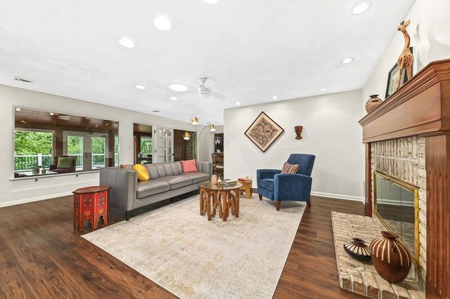 2417 N 117th STREET, Wauwatosa, WI 53226