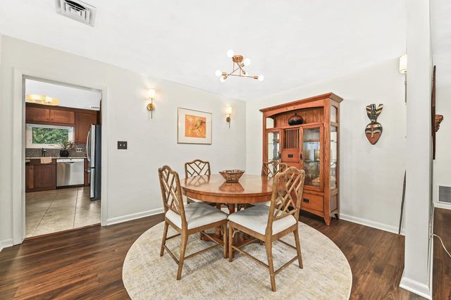 2417 N 117th STREET, Wauwatosa, WI 53226