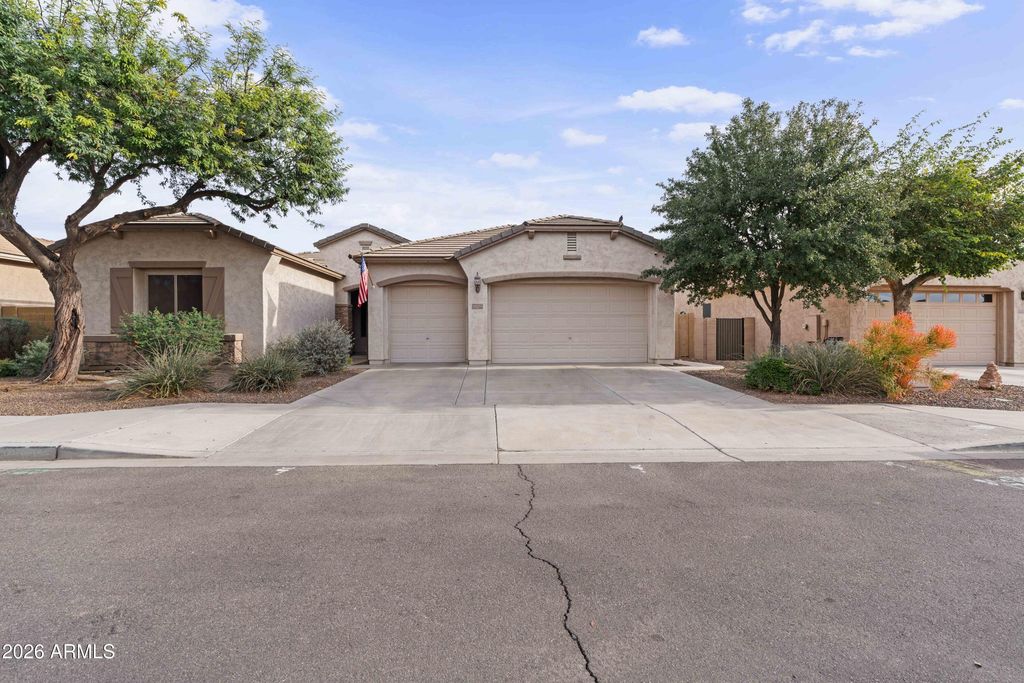 Image 26 of property listing at 18226 W EL CAMINITO Drive, Waddell, AZ 85355