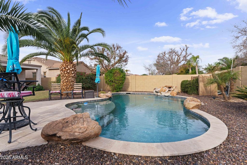 Image 4 of property listing at 18226 W EL CAMINITO Drive, Waddell, AZ 85355