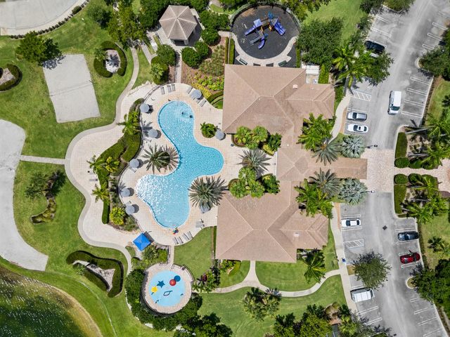 2721 NW Treviso Circle, Port St. Lucie, FL 34986