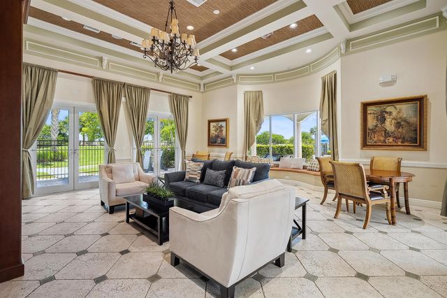 2721 NW Treviso Circle, Port St. Lucie, FL 34986