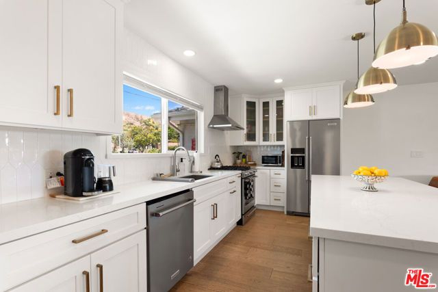 10510 Kurt Street, Lakeview Terrace (los Angeles), CA 91342