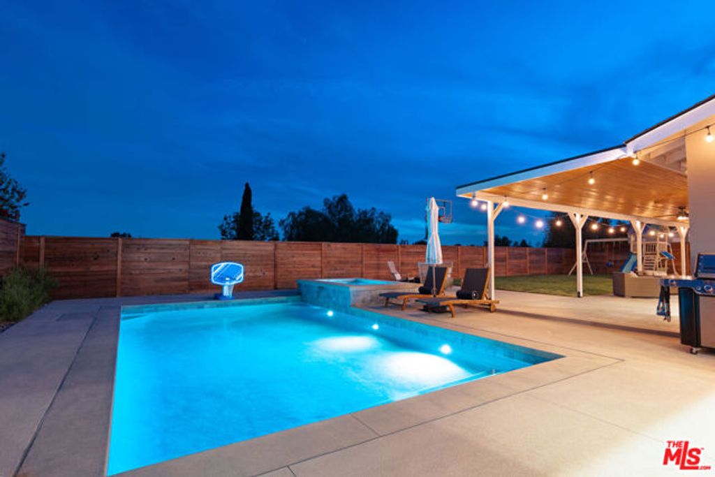 10510 Kurt Street, Lakeview Terrace (los Angeles), CA 91342