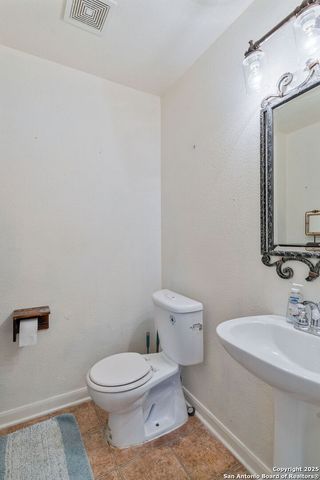 10203 Big Spring, San Antonio, TX 78223