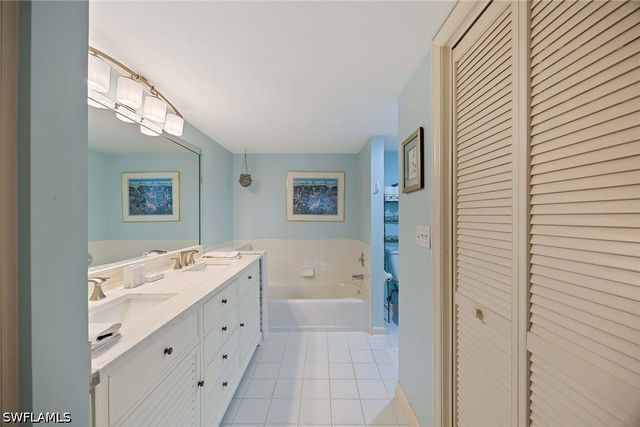 4251 Lake Forest DR 214, Bonita Springs, FL 34134
