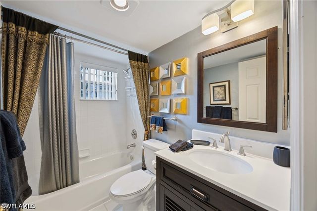 4251 Lake Forest DR 214, Bonita Springs, FL 34134